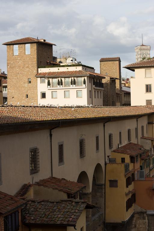 Апартаменти Ponte Vecchio Luxury II Флоренція Номер фото